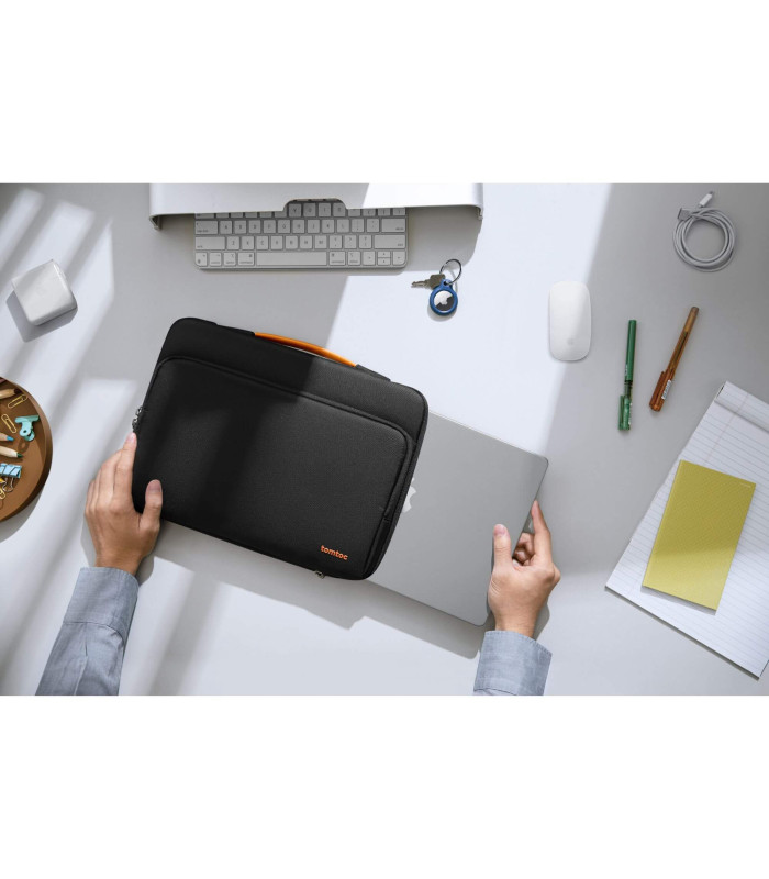 Defender-A14 (16") Laptop Briefcase, Black