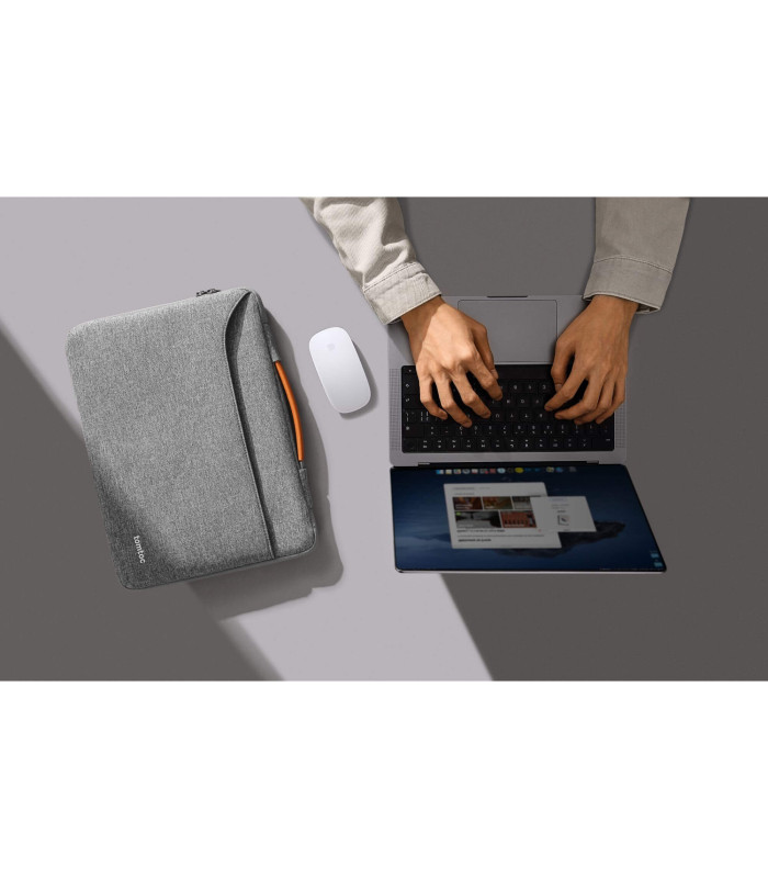 Defender-A22 (15") Laptop Briefcase, Grey