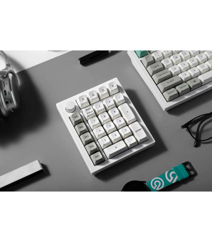 Keychron Q0 Max White QMK Brown Switch NumberPad 
