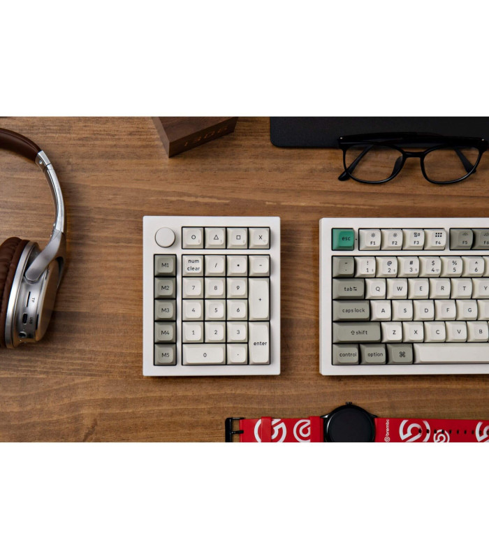 Keychron Q0 Max White QMK Brown Switch NumberPad 