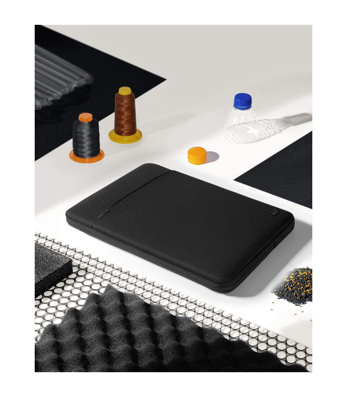 Defender-A13 Premium (16") Laptop Sleeve, Black