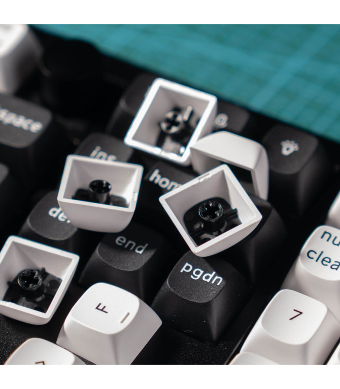 Q6 HE Carbon Black QMK Magnetic Switch (CH)