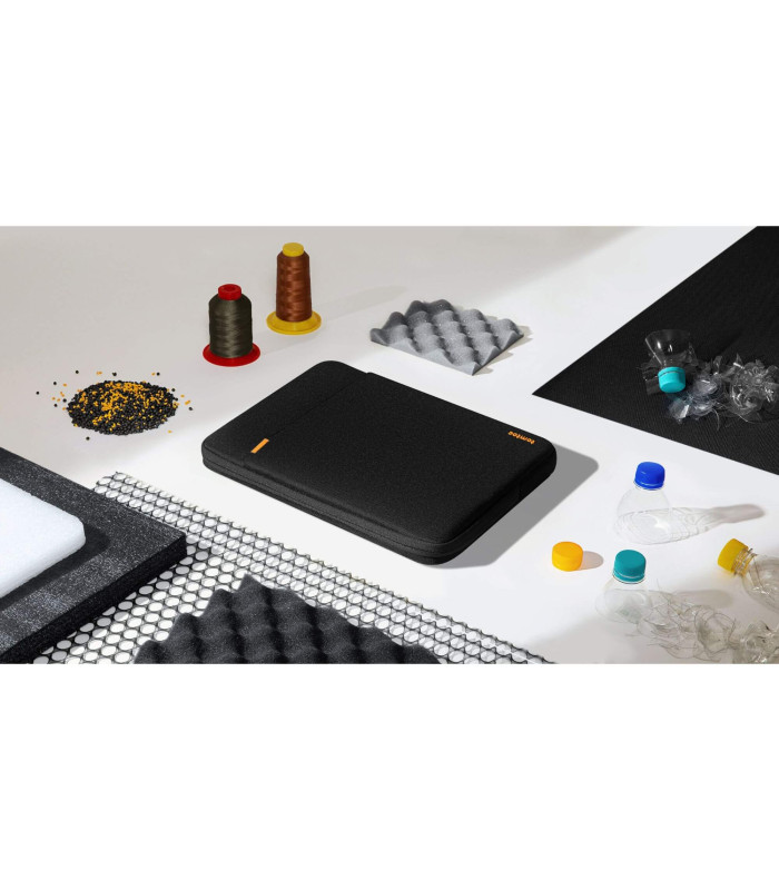 Defender-A13 (15.6-16.2") Laptop Sleeve, Black