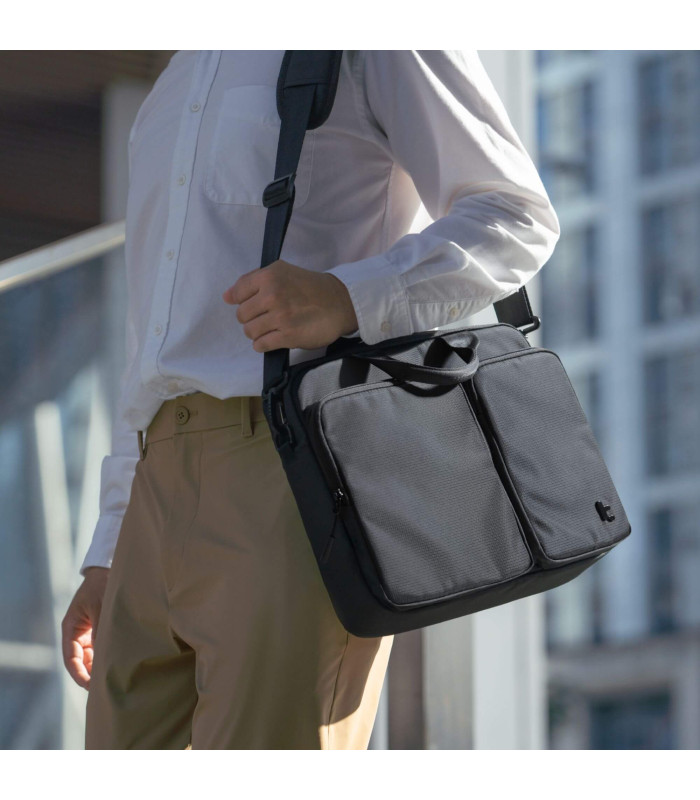 Navigator-A33 (14") Laptop Shoulder Bag, Black