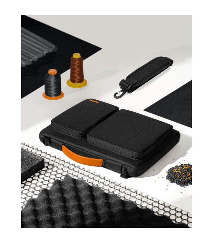 Defender-A42 (16") Laptop Briefcase, Black