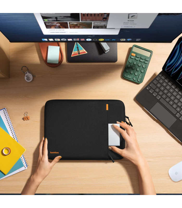 Defender-B13 (11") Tablet Sleeve, Black
