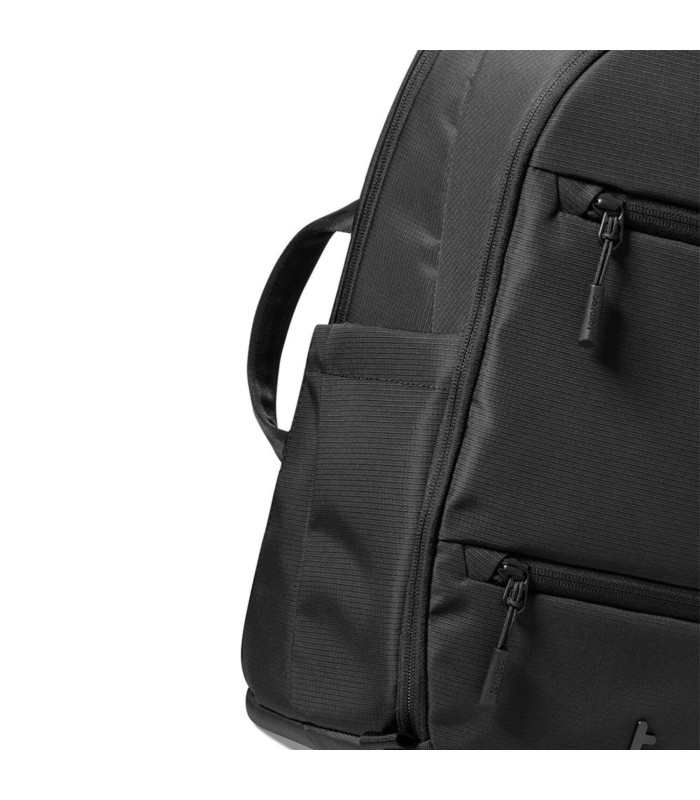 UrbanEX-T77 Laptop Backpack 22L, Black