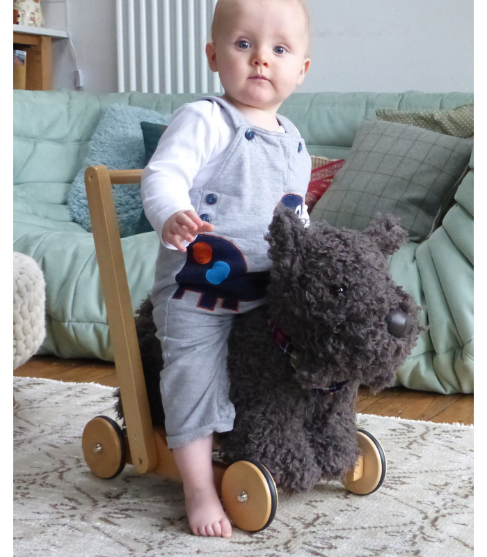 Scottie Dog Push Along