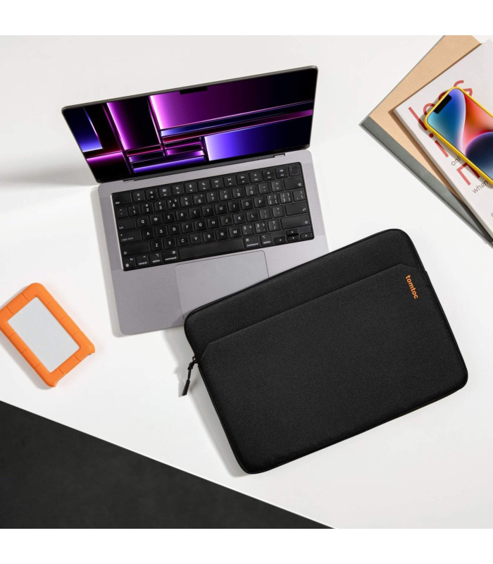 Light-A18  (13") Laptop Sleeve, Black