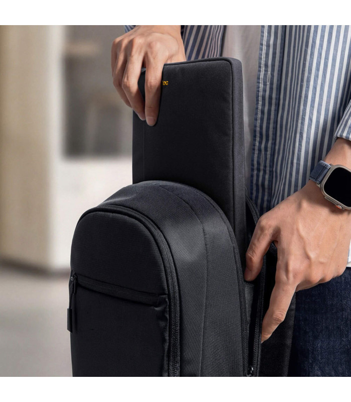 Light-A18  (13") Neo Laptop Sleeve, Black