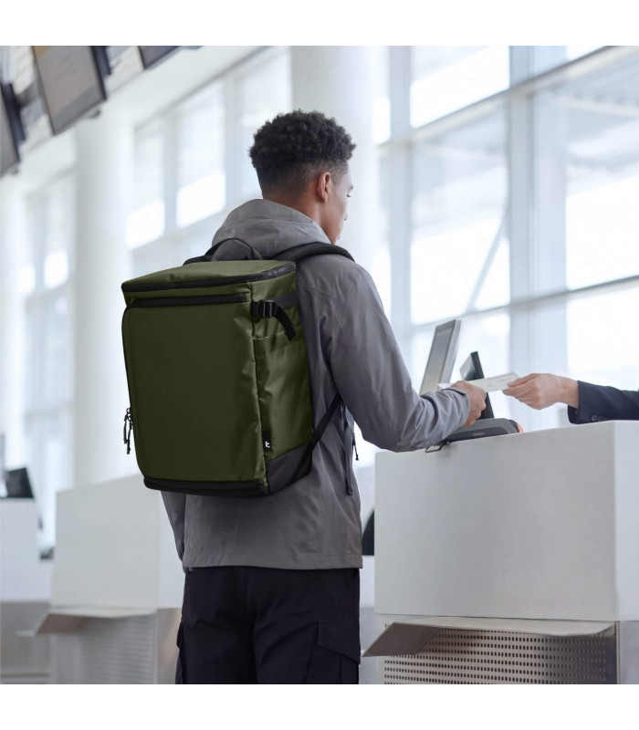 Navigator-T69 Travel Backpack 23-28L, Green