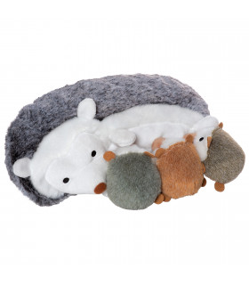 Nursing Nissa Hedghog