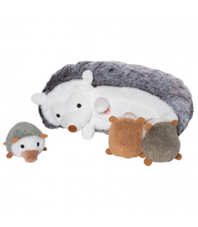 Nursing Nissa Hedghog