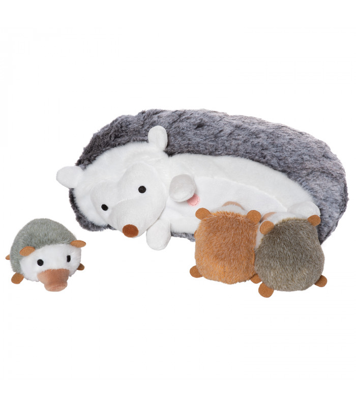 Nursing Nissa Hedghog