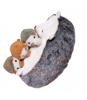 Nursing Nissa Hedghog