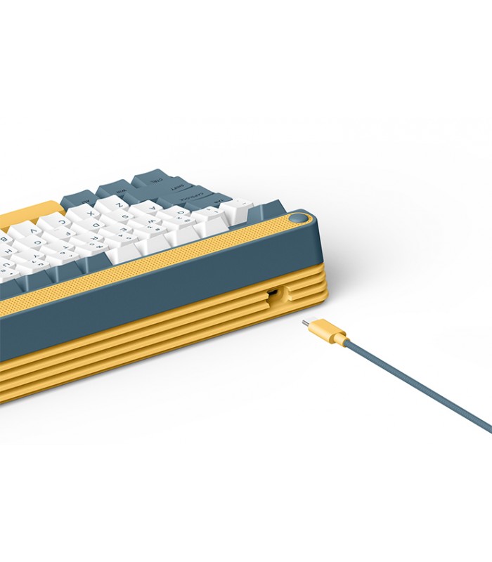 IQUNIX A80 Explorer Hot-Swap RGB Cherry MX Brown