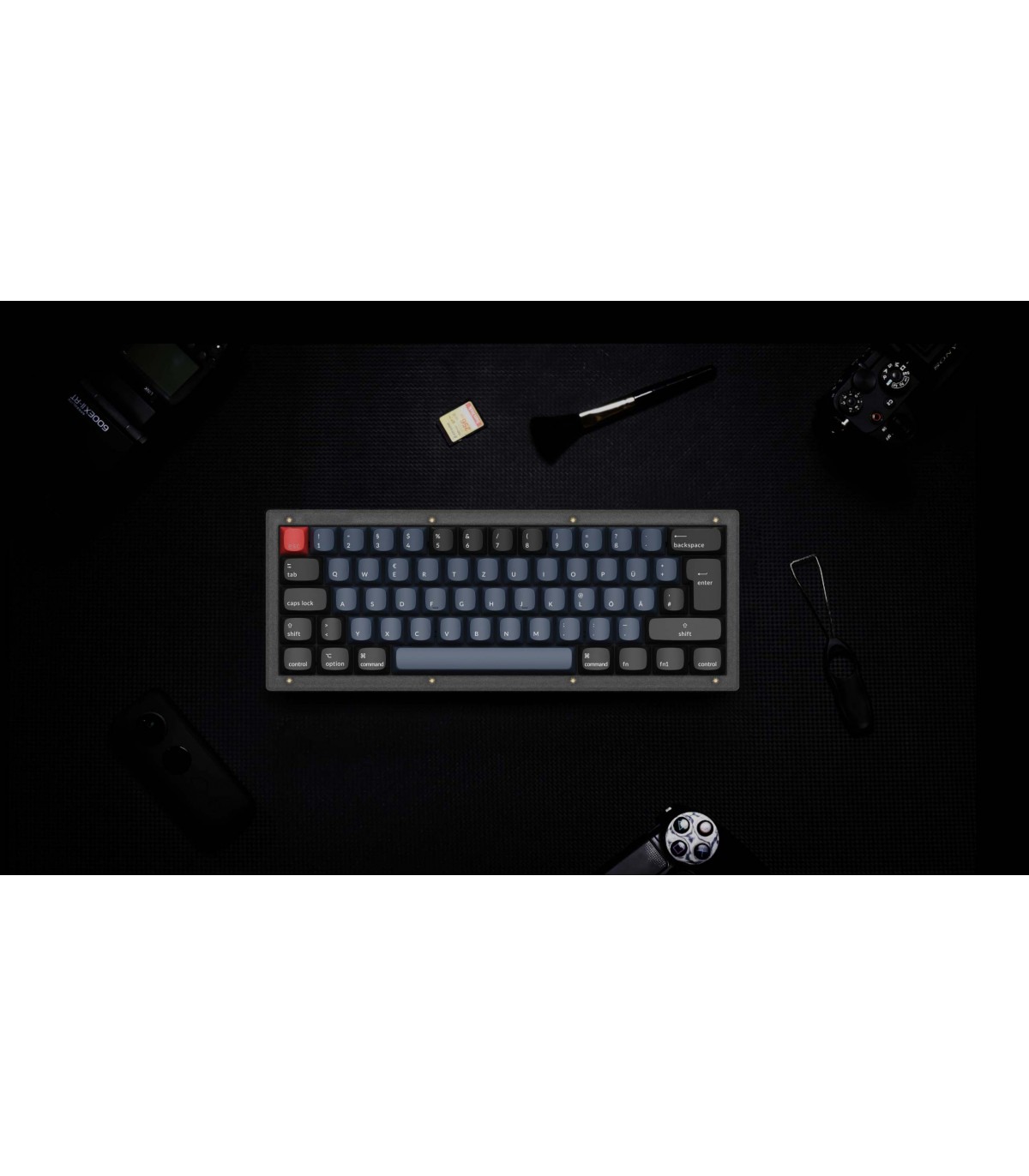 Keychron V4 Frosted Black QMK Red Switch (CH)